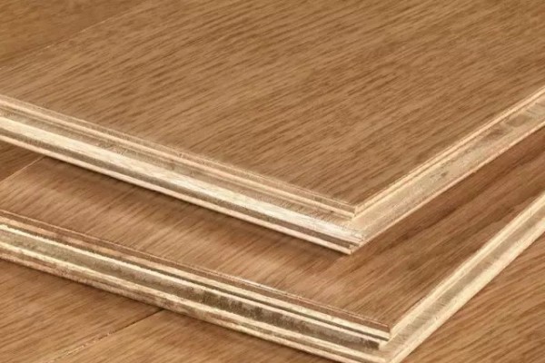 实木多层板和实木复合地板哪个好