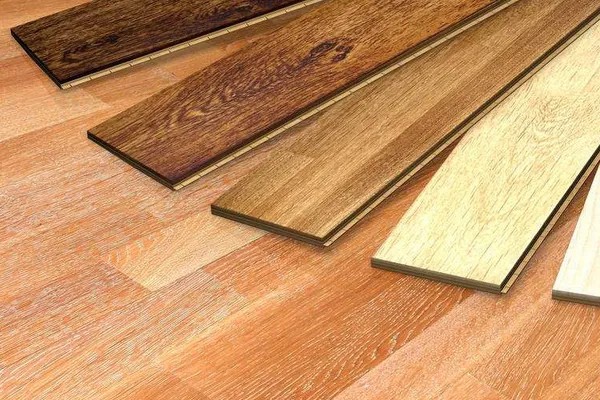 多层实木板与复合强化地板哪个环保